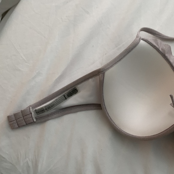 Victoria Secret Bikini - Picture 2 of 2